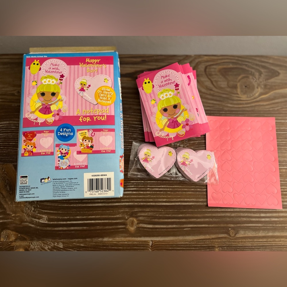 NEW Lalaoopsy Sew Magical Sew Cute 16 Valentines with 16 Notepads - Picture 6 of 7